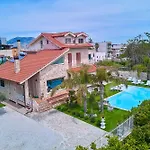 Villa Laura